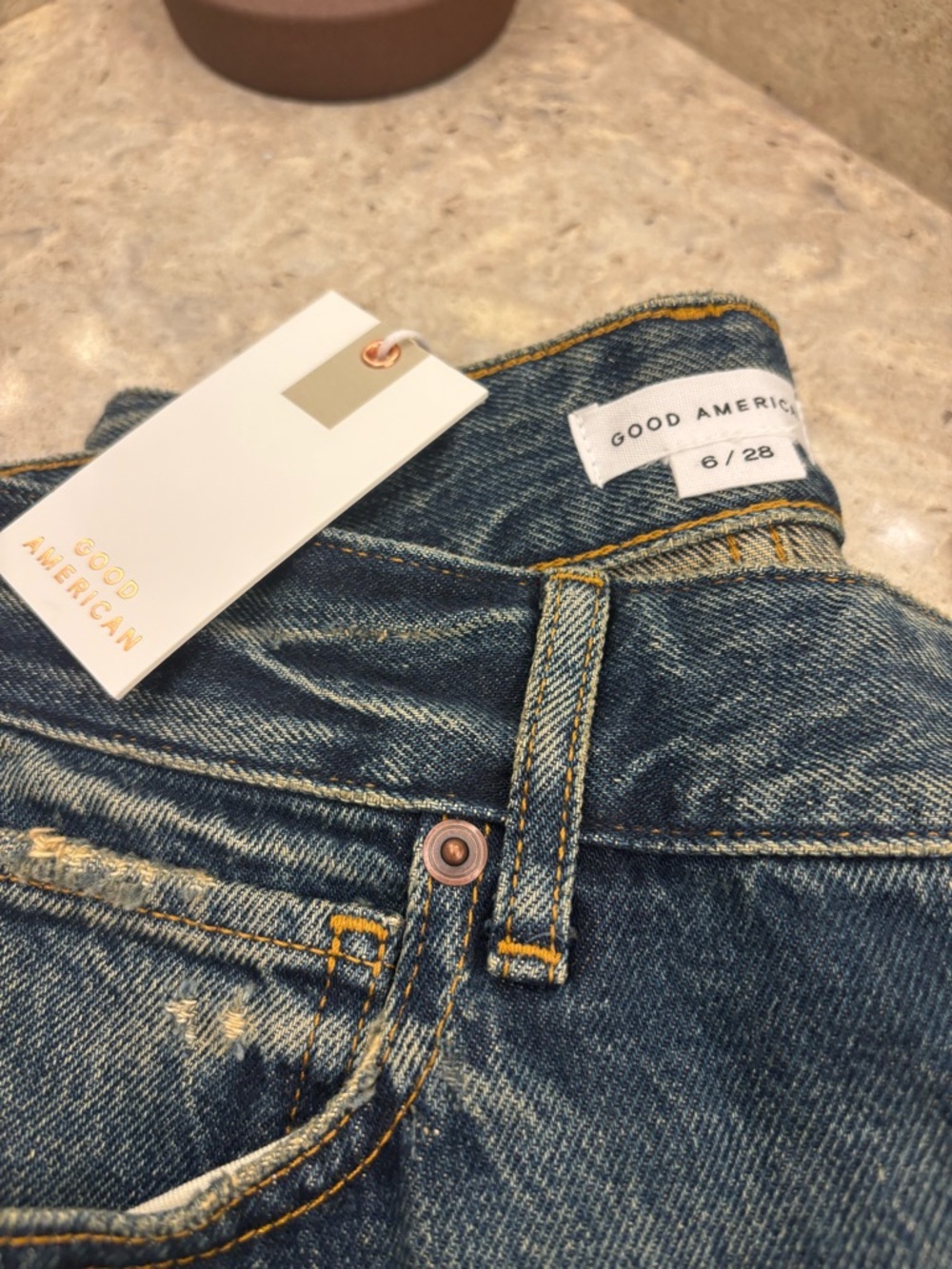 Good American Khloe Jeans - Picture 7 of 10